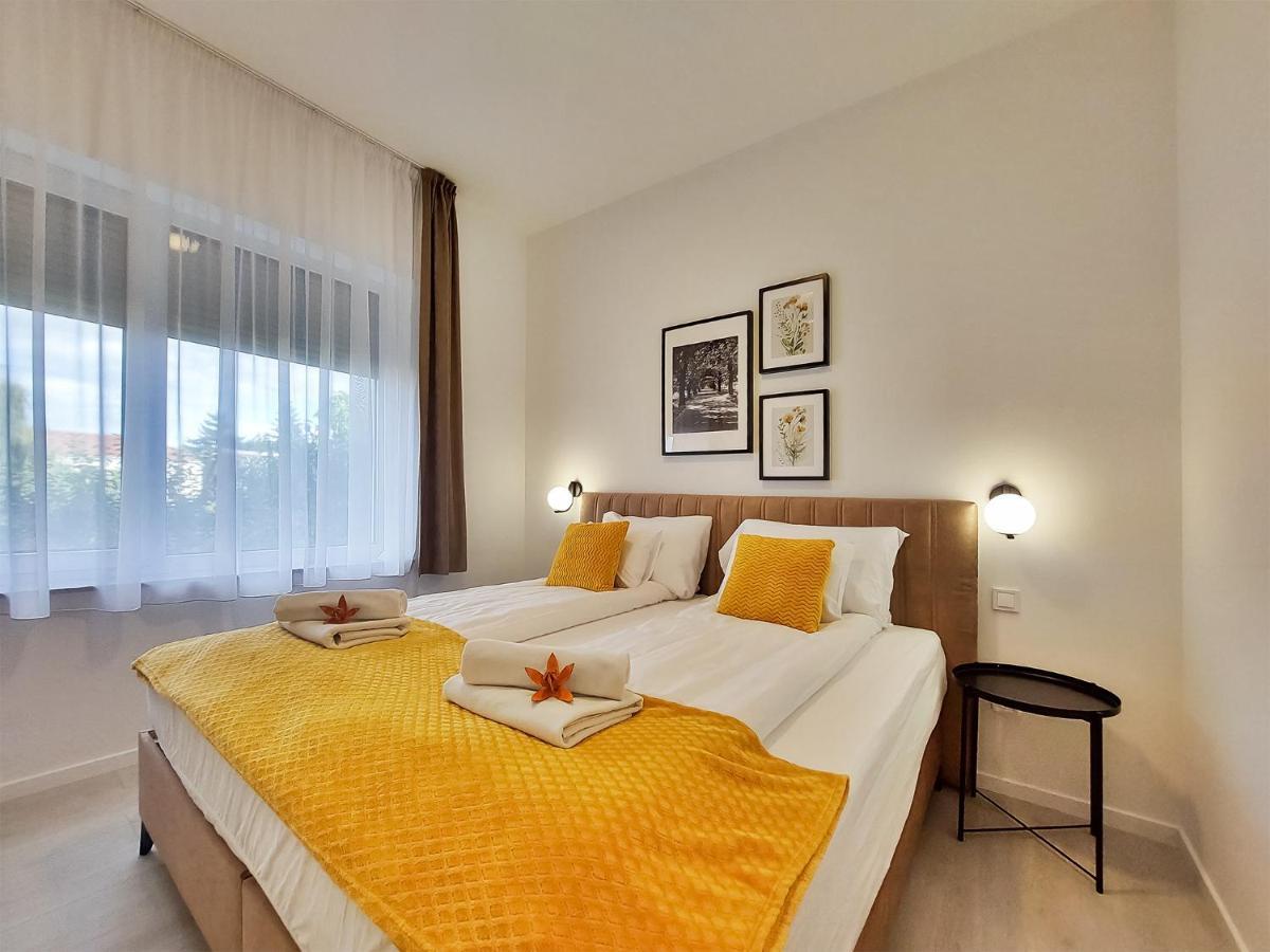 Linden Apartman 106 - Adults Only Mosonmagyarovar Luaran gambar