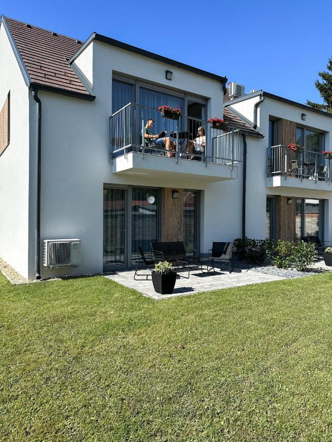Linden Apartman 106 - Adults Only Mosonmagyarovar Luaran gambar