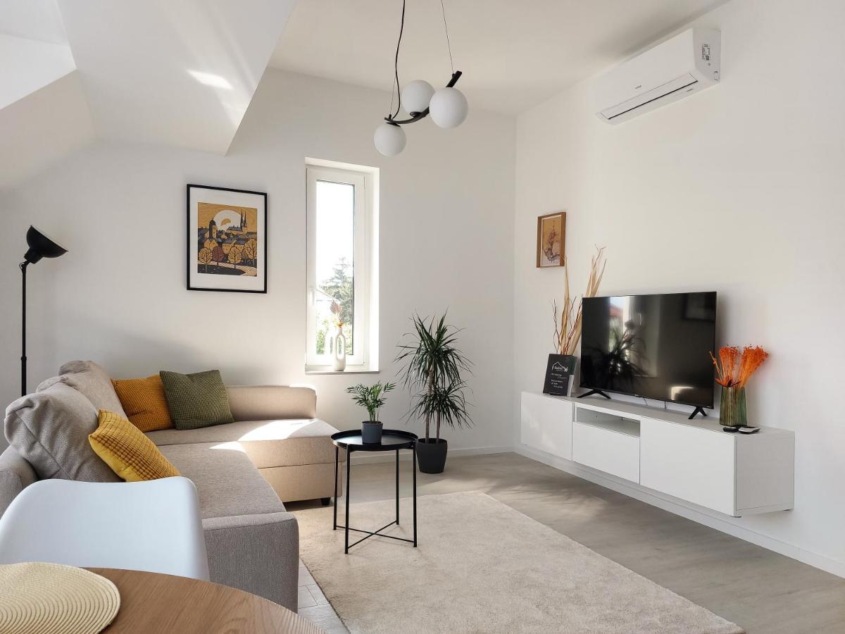Linden Apartman 106 - Adults Only Mosonmagyarovar Luaran gambar